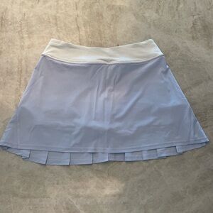 BRAND NEW Lululemon Tennis Skirt, size 6 Tall